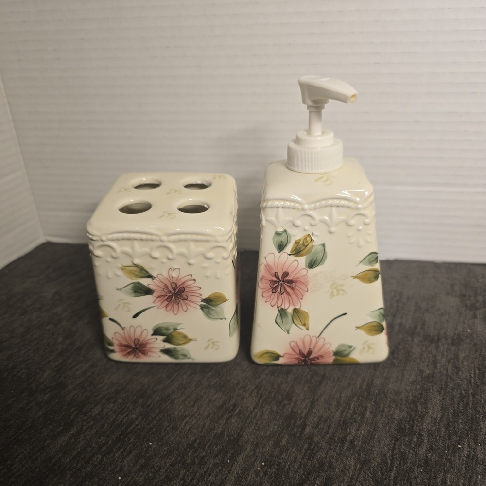 CERAMIC SOAP DISPENSER MATCHING TOOTHBRUSH HOLDER Rite of Spring